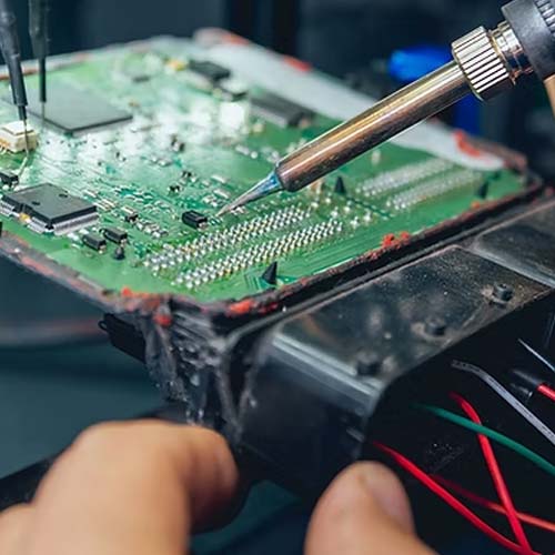 فرق ecm و ecu